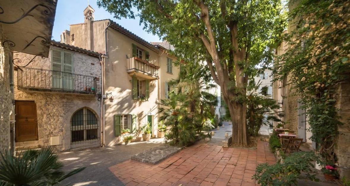 Studio Au Coeur Du Vieil Antibes Exterior foto